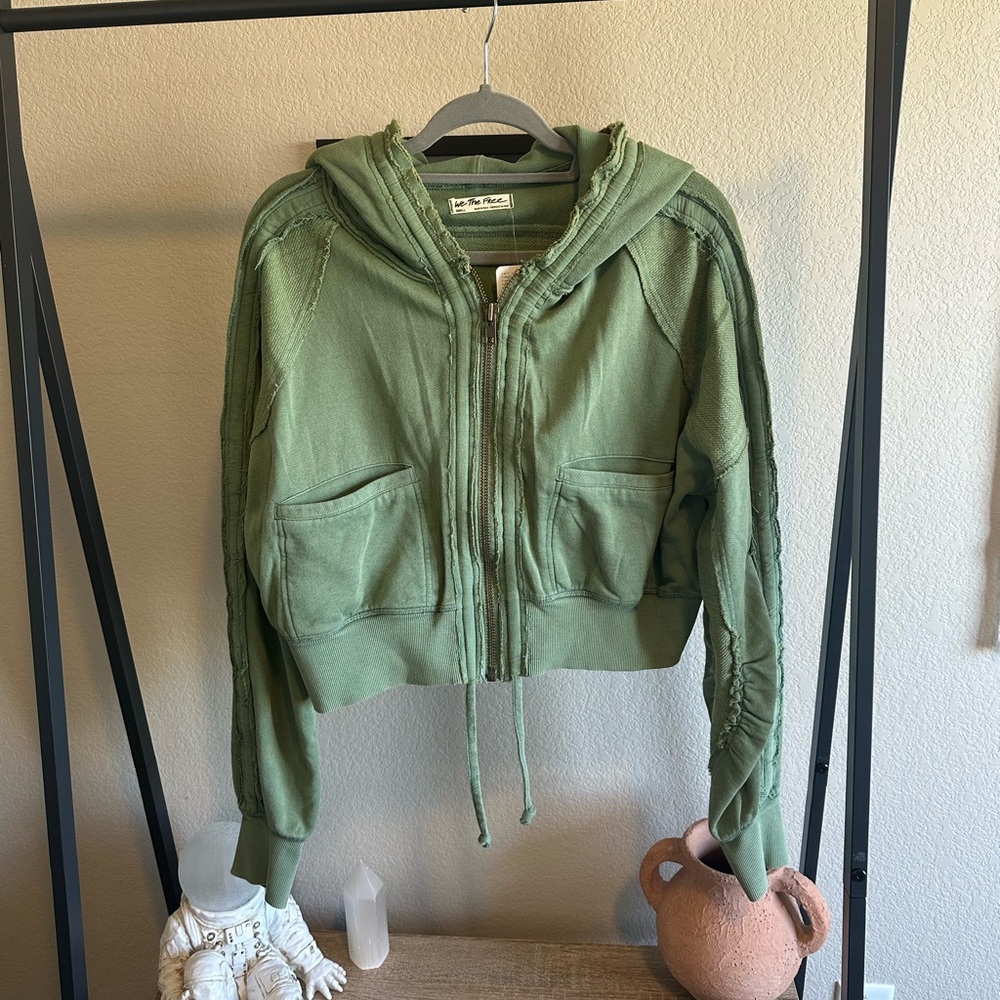 NWT, We The Free Townes Cardi in Green Bay